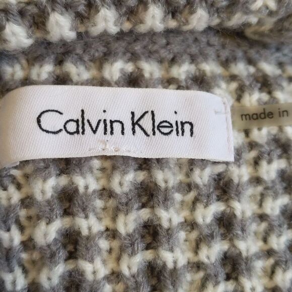 Calvin Klein acrylic knit turtleneck poncho/cape/sweater/coat, EUC, one size - Picture 4 of 9